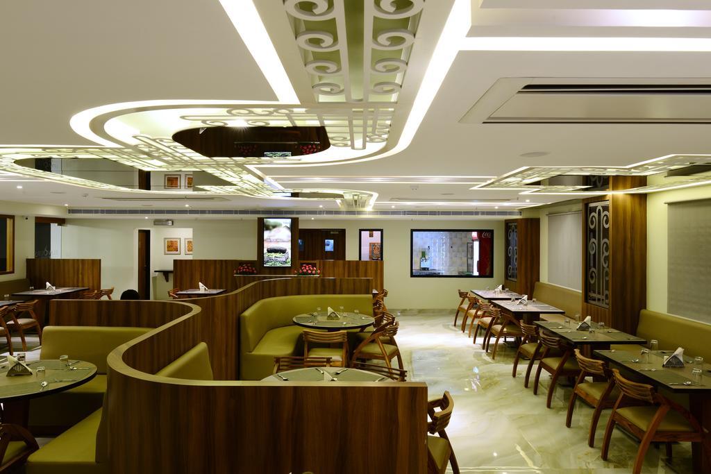 Hotel Taj Mahal 4*